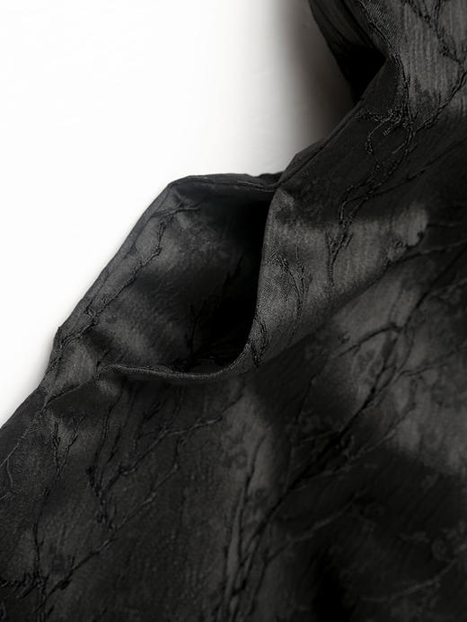 氛围感拉满！黑色蕾丝连衣裙，复古方领超迷人 商品图3