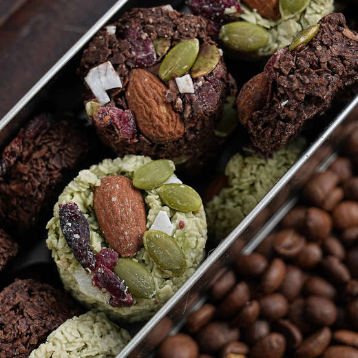 【蜜饯精选】坚果巧克力燕麦脆 咔吱松脆 美味解馋 自律期零食新惊喜 控脂期也能开心炫 商品图1