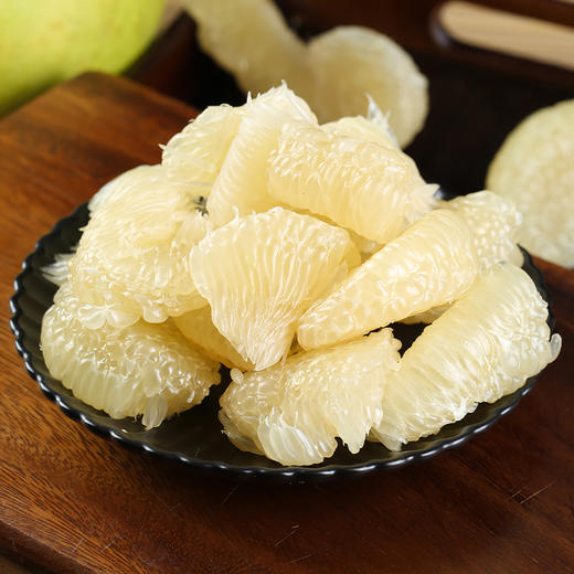 【西双版纳丑柚】表皮比较丑 但果肉香甜多汁 傣柚品种 柚香浓郁 果粒饱满晶莹 果肉细腻 味道清新 4种规格任选 商品图1