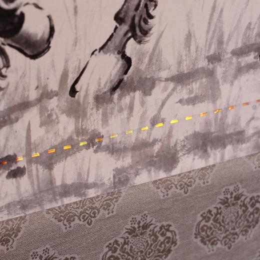 徐悲鸿 《立马图》炫彩钞艺画，采用 “纸黄金” 之称的钞券纸为载体，将防伪工艺与艺术复刻完美融合，让这件作品兼具艺术性与权威性 商品图9