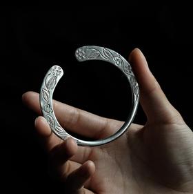 原创设计999足银手工开口手镯 苗族银饰小众高级感个性百搭