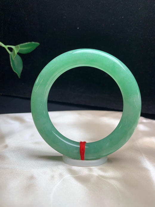 620677，56满果绿圆条，整圈带绿底，清新干净，底妆均匀 商品图1