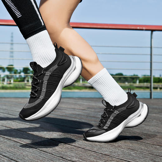 热卖中！！建议拍大一码！【奥特莱斯线下专柜有售】简届扶摇爆米花缓震运动老爹鞋（男女同款） 商品图8