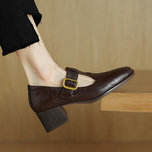 【预售5天】复古丁字扣中跟单鞋女2025新款软羊皮方头玛丽珍鞋粗跟棕色小皮鞋NJMK&K855 商品图0