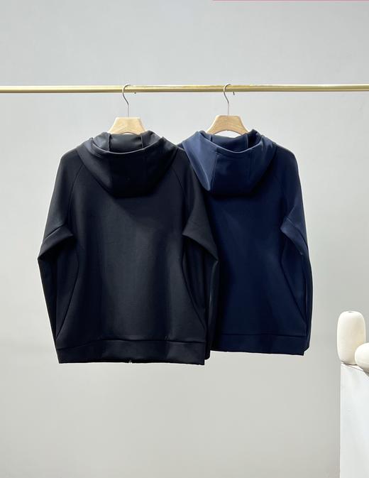 点此购买 迪桑特春秋季男士拉链连帽外套 37 326288 商品图1