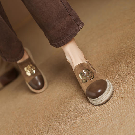【预售5天】百搭真皮山茶花松糕单鞋，圆头坡跟厚底乐福鞋MT&MD6197 商品图3