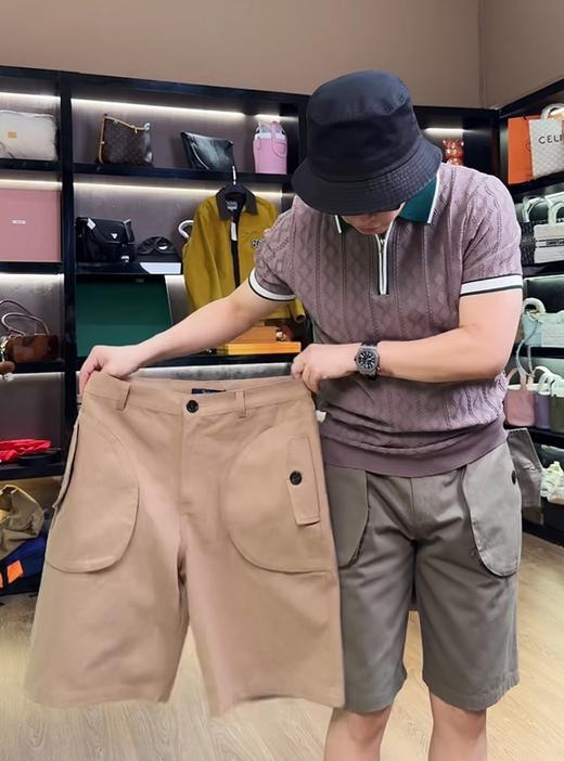 设计款大口袋休闲短裤 商品图2