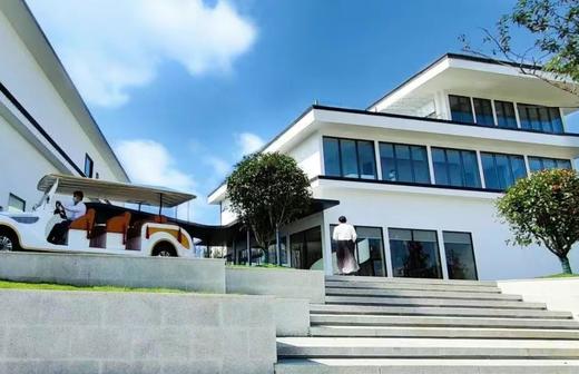 【亲子避暑网红茶海秘境·青杠坪茶客空间】￥118起抢吃住玩套餐，坐拥茶山美景，玩水清凉一夏，池畔音乐季热烈开趴，遛娃速囤 商品图1