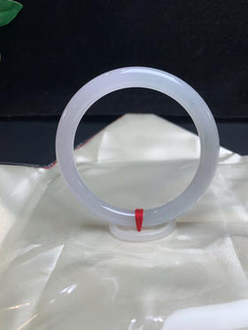 620673，57.5 冰底细圆条，冰底，清新细条子，很秀气