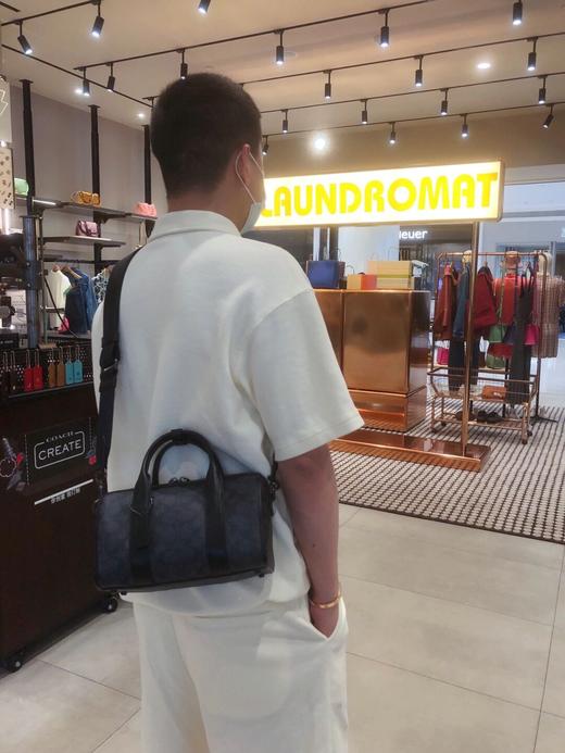 马车 经典标志帆布纹GOTHAM 24号行李包波士顿枕头包 特惠 Z-15549 商品图4