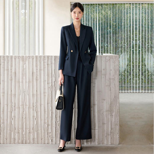 IWY/藏青色气质干练西装套装女正式场合接待销售职业装总裁正装WCP093 商品图3