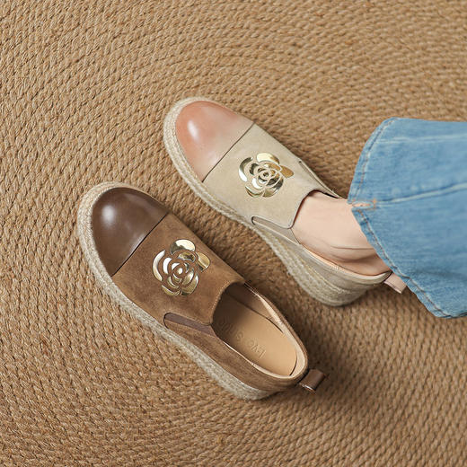 【预售5天】百搭真皮山茶花松糕单鞋，圆头坡跟厚底乐福鞋MT&MD6197 商品图1