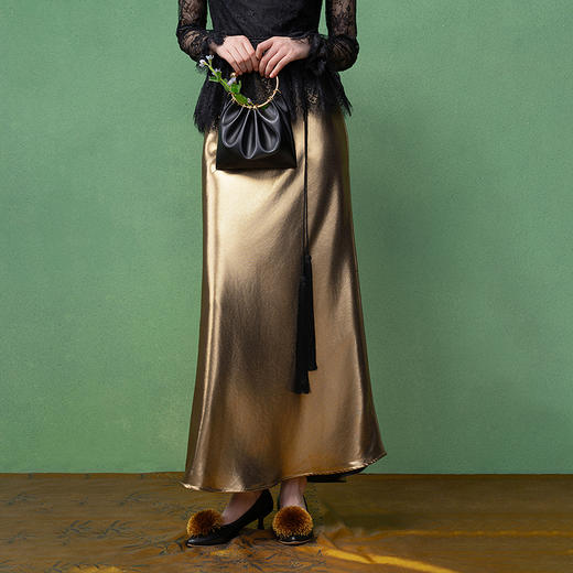 【林栖设计小店】生活在左金缎鱼尾半身裙高腰修身优雅2025秋季新款裙子女1953102 商品图0