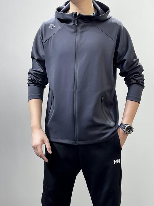 点此购买 迪桑特TRIATHLON系列春秋季男士连帽拉链外套 qk 326282 商品图2