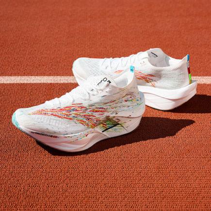 安踏C2026代PRO男子竞速比赛跑鞋112535576R 商品图3