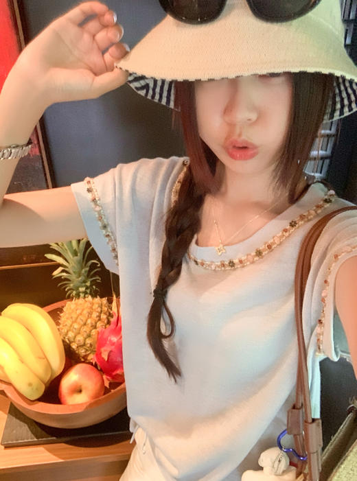 <曾小咸推荐>现货秒杀！卖完不补 ！微信打折价！正肩圆领百搭短袖 日常 119.99 立减50 秒杀69.99！ 商品图8