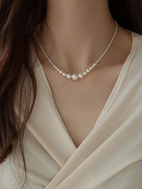 🌈七夕礼物❗❗美到冒泡💕精致女孩的本命！【MointPhoice渐变月牙链】贵气灵动，像月牙微微一笑🌙把温柔揉进颈间~富家千金感拉满！