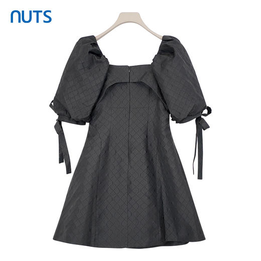 NUTS商场同款夏季黑色设计感小众气质泡泡袖短袖连衣裙429101350 商品图1