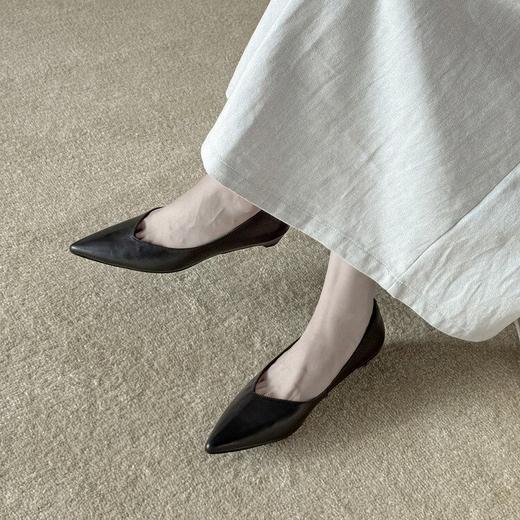 【预售5天】小牛皮羊翻法式极简风斜V口低跟鞋女一脚蹬气质尖头通勤工作鞋DMJ&82605 商品图4