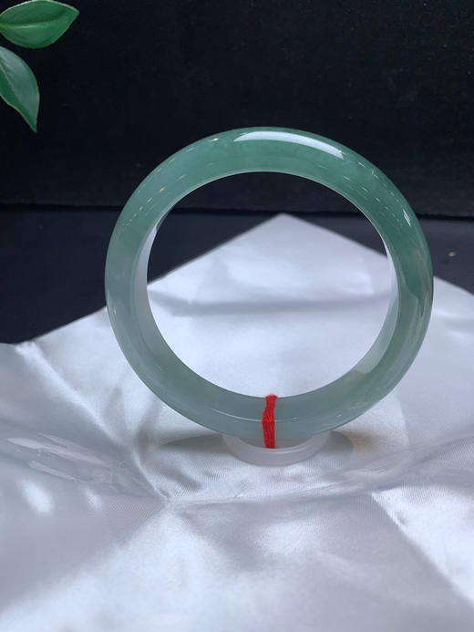 620688，60.5油青半山水。一般油青底色 一半颜色略浅，半山半水的意境 商品图0