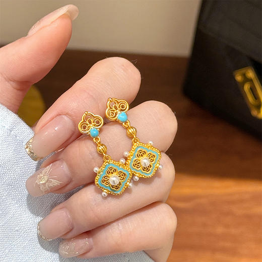 【预售3天】新中式复古精致气质百搭祥云滴油镶珍珠耳环DMS-01192 商品图3