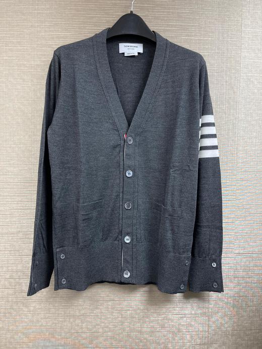 男款四道杠V领针织开衫022 商品图0