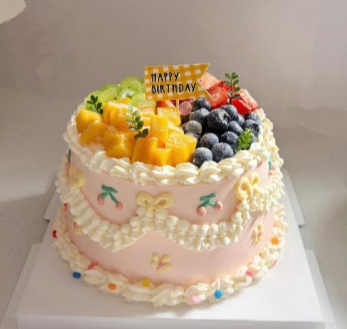 【优品系列】--【可爱花边水果款】女孩、女生生日水果蛋糕 商品图0