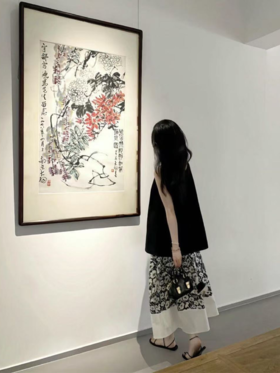 【百图lulu定制】【济州岛套装】【一套199】黑色工字领背心 数码花朵印花  弹力腰头 雪纺半裙