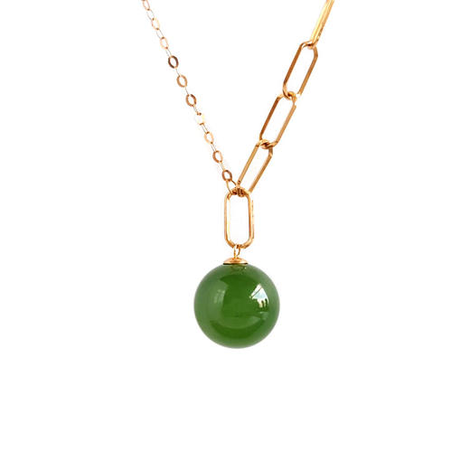 【天然正品】AU750玫瑰金镶天然细腻菠菜绿无黑点约9.7MM碧玉吊坠项链9.7MM（皆取最大值）链长：45CM（长度可调节）女士现售价：1380特价！310325AH73 商品图0
