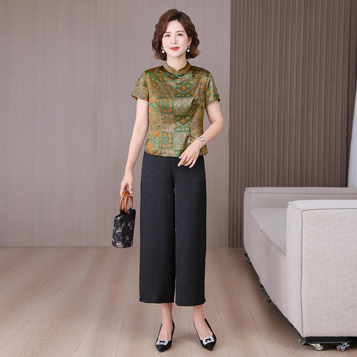 A34494品质气质妈妈新中式时尚复古钉珠真丝短款衬衫阔腿裤二件套装夏 商品图2