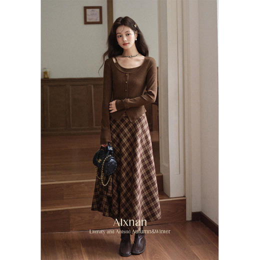 鹿向南「蝉鸣浅吟」法式休闲咖色长袖修身针织衫女早秋假两件上衣 商品图1