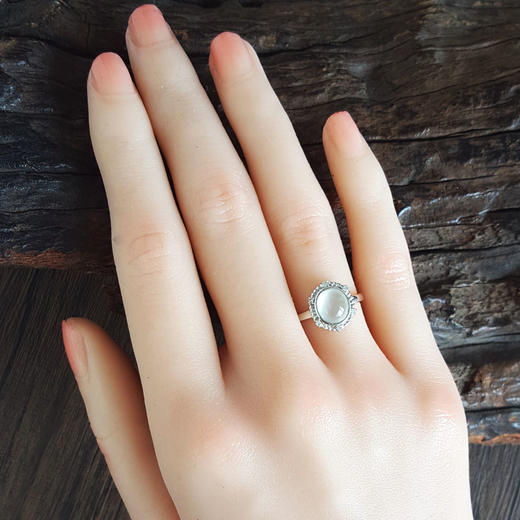 【天然正品】A货翡翠AU750白金镶钻镶天然细腻白色冰种蛋面翡翠戒指9.4*7.7MM（皆取最大值）戒圈：10号（戒圈可改）女士现售价：2680！310325AH49 商品图7