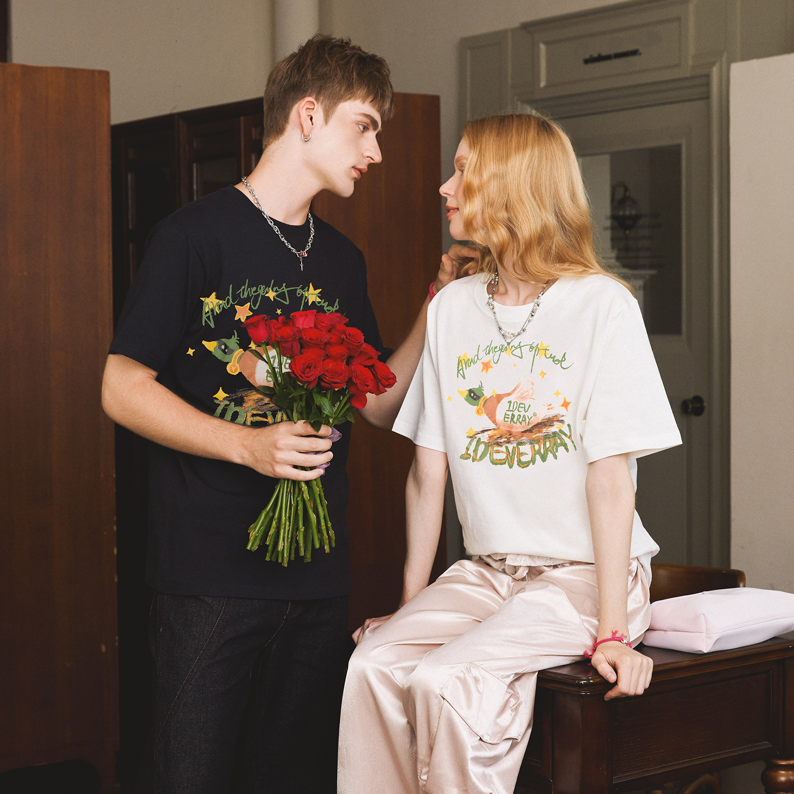 IDEVERRAY国潮夜光手绘小鹅夏季国潮印花t恤男潮流美式ins短袖TEE21MSL-TM655