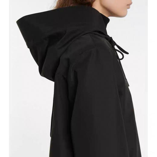 BR连帽冲锋衣。 只有8码 商品图2