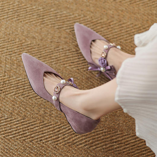 【预售5天】尖头浅口一字带磨砂皮内增高玛丽珍鞋女春秋款温柔气质粗跟时尚单鞋JLY&1966 商品图2