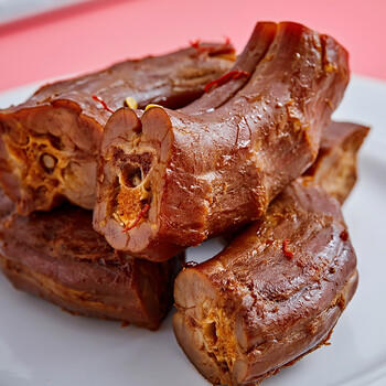 周黑鸭 甜辣卤鸭脖215g 休闲零食 经典大包装 /休闲食品 /肉类零食 /鸭肉类 商品图4
