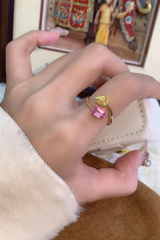 【梁小姐彩宝】18K金斯里兰卡蓝宝石双石款戒指1.95克拉（3-5天左右） 商品图1