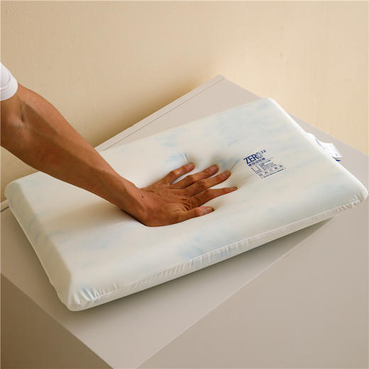 水漾可水洗记忆棉学生儿童枕芯|全枕可水洗，超柔慢回弹深陷，枕芯Q弹饱满！ 商品图3