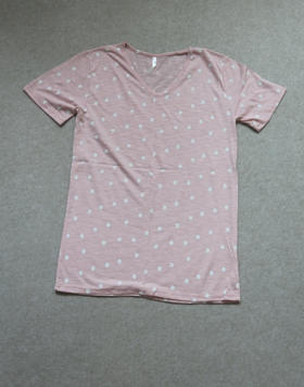 简单粗暴的 哈！女段 韩品订单 软薄竹节棉 V领直身 瘦长型 短袖Tee