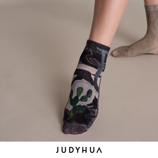 JUDYHUA 追逐系列植物印花袜 商品图1