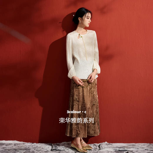 三彩【风清月白】2025秋季新款缎面提花小衫盘扣宽松中式上衣C 商品图1