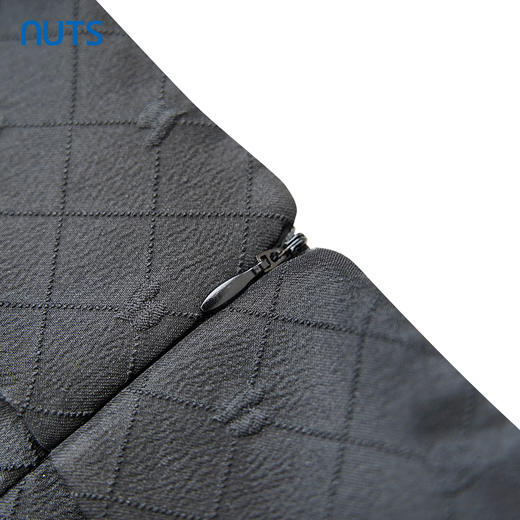 NUTS商场同款夏季黑色设计感小众气质泡泡袖短袖连衣裙429101350 商品图3