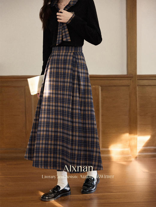 鹿向南「浮光漫记」格子藏青色半身裙女早秋法式休闲宽松长款裙子 商品图3