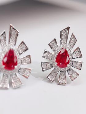 1.2ct刻面红宝石耳钉