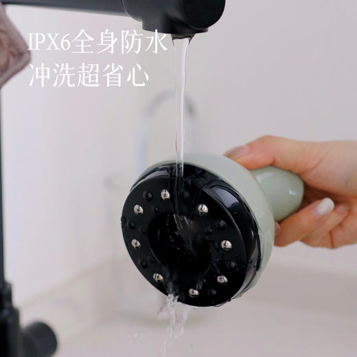 【全家人的随身“养生馆”  刮痧拔罐仪】智能负压大吸力  刮痧无痛感  精密防水全身水洗  无线使用出门随身带随时舒坦  9档可调节恒温  缓解肌肉僵硬~ 商品图4