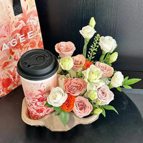 秋天的第一杯奶茶-奶茶花束鲜花咖啡手提花盒送闺蜜女友男友礼物立秋奶茶花束(奶茶随机)