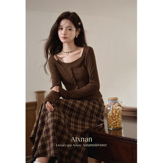 鹿向南「蝉鸣浅吟」法式休闲咖色长袖修身针织衫女早秋假两件上衣 商品图3