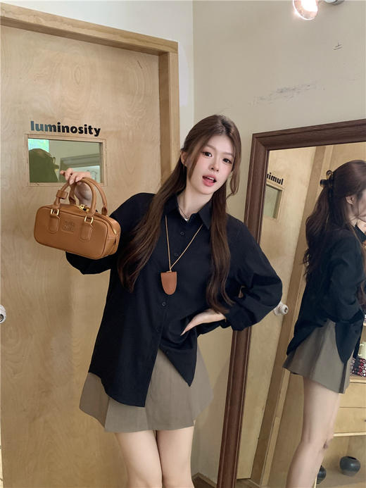 【初秋多巴胺穿搭｜把彩虹穿在身上！】纯色衬衫气质POLO领，亲肤的面料手感柔软，立体剪裁干净减龄 商品图6