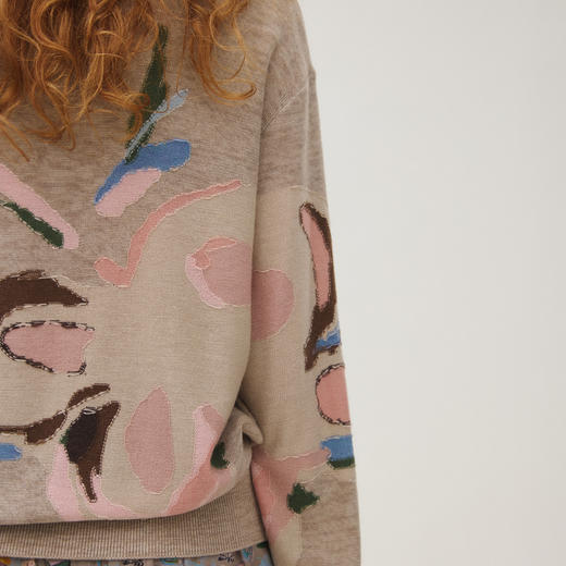 谜底套头针织衫女2025秋新品文艺百搭圆领柔软绣花毛衣253MZ1397 商品图2