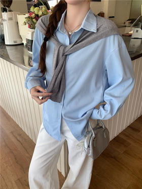 【初秋多巴胺穿搭｜把彩虹穿在身上！】纯色衬衫气质POLO领，亲肤的面料手感柔软，立体剪裁干净减龄